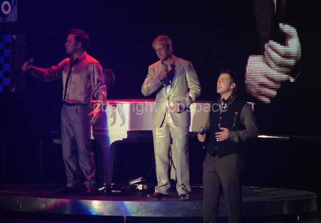 westlife&nbsp;0703160120.jpg